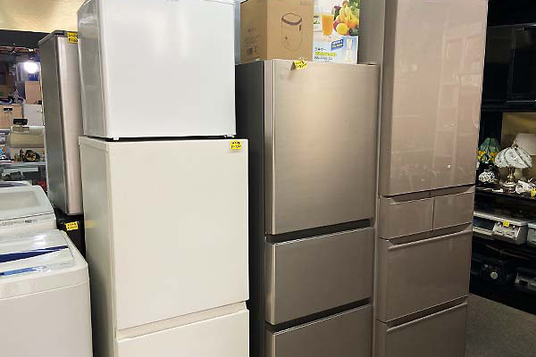 大型〜個人用小型冷蔵庫まで 万能屋