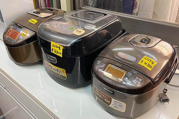 ダウンジャケット